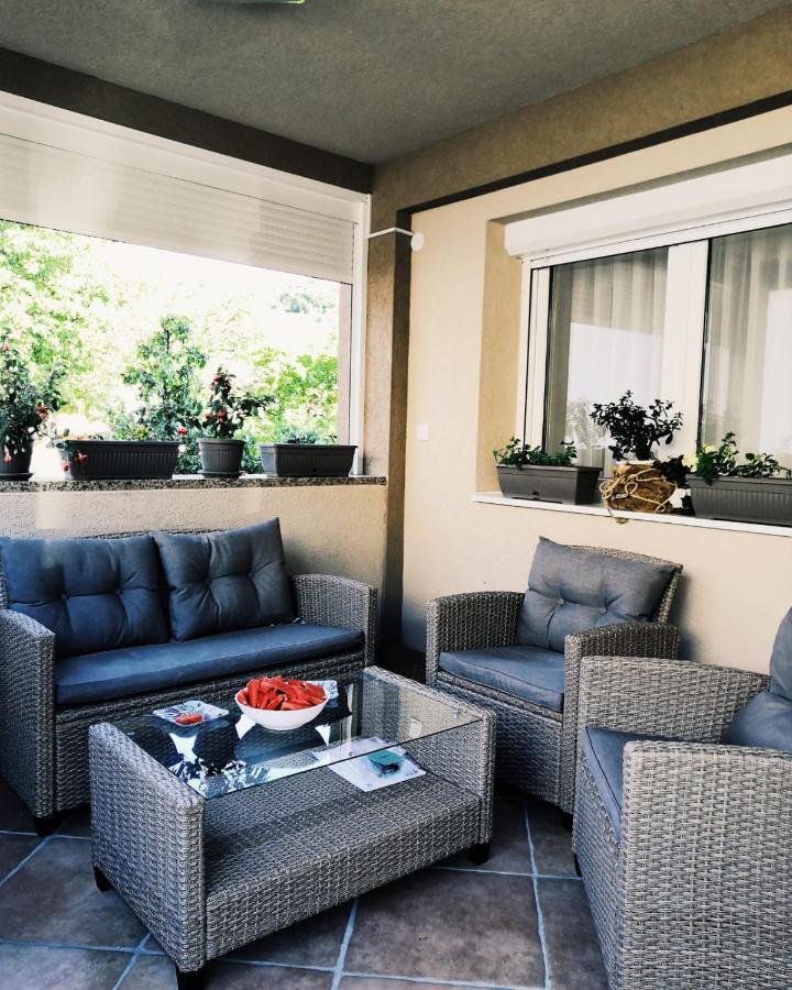 Apartman Jela Nova Varoš エクステリア 写真